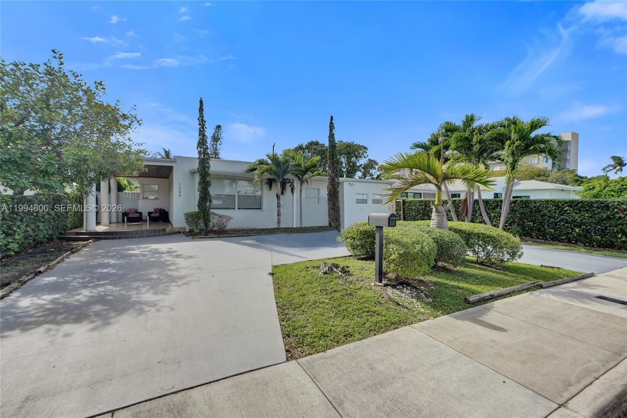7544 Adventure Ave , North Bay Village, FL 33141 Photo