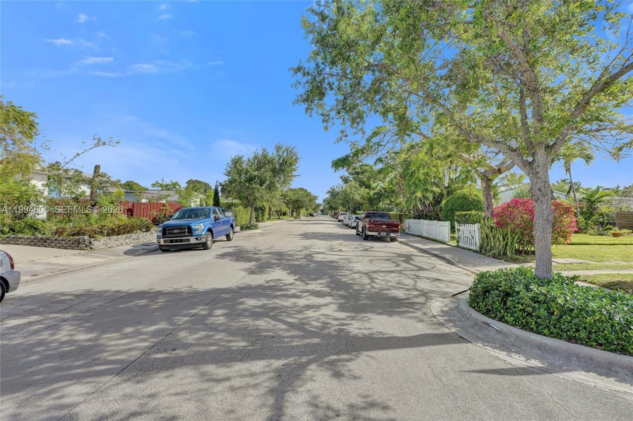 7544 Adventure Ave , North Bay Village, FL 33141 Photo