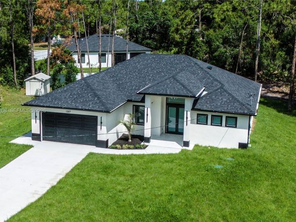 1207 Ramus St East, Lehigh Acres, FL 33974