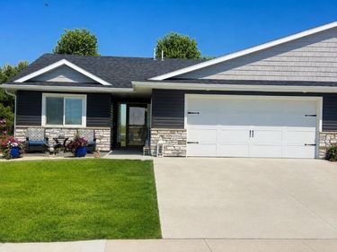306 11th Street N, Goodhue, MN 55027