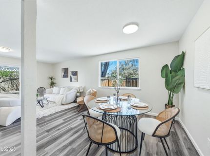 832 E Greenbrae Drive, Sparks, NV 89434 Photo