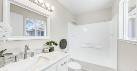 832 E Greenbrae Drive, Sparks, NV 89434 Photo