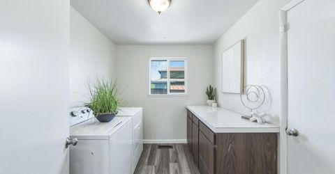 832 E Greenbrae Drive, Sparks, NV 89434 Photo