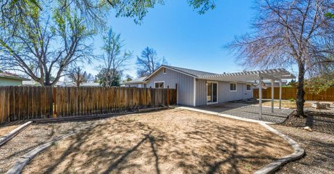 832 E Greenbrae Drive, Sparks, NV 89434 Photo