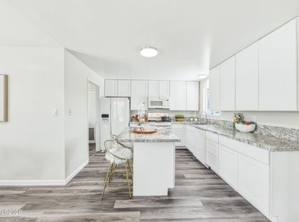 832 E Greenbrae Drive, Sparks, NV 89434 Photo