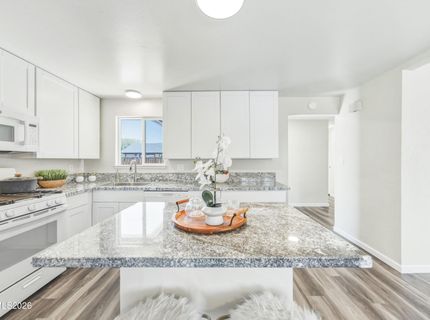 832 E Greenbrae Drive, Sparks, NV 89434 Photo