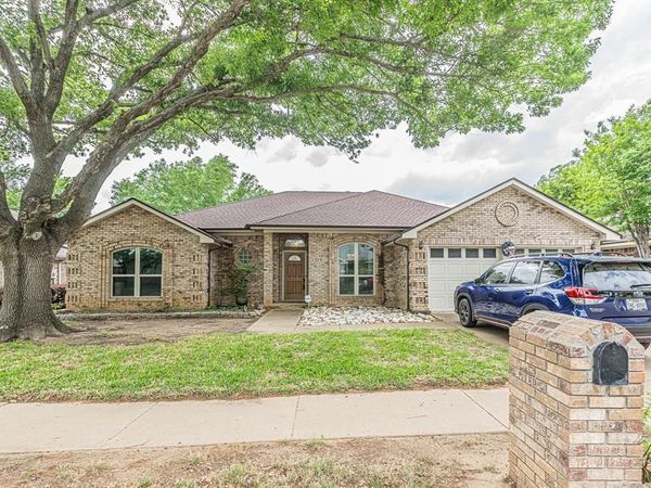 3309 Timber View Circle, Bedford, TX 76021
