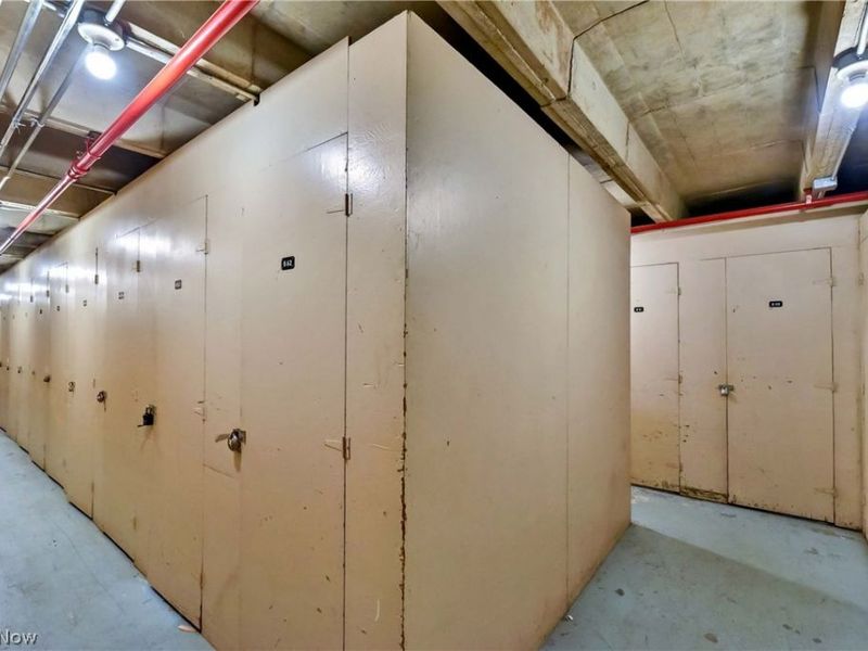 10301 Lake Avenue, Unit 807, Lakewood, OH 44102 Photo 41