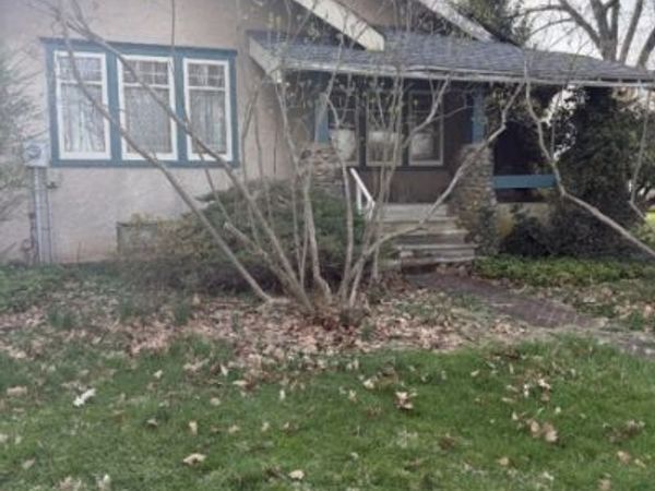 37 Parker St, Belvidere, NJ 07823