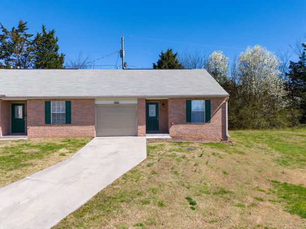 334 Hawthorne Oaks Way, Powell, TN 37849