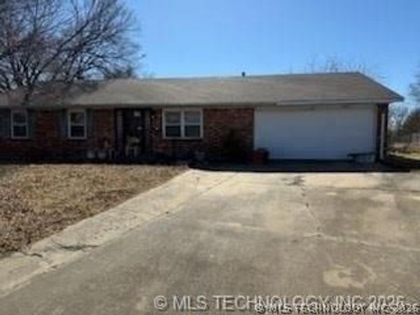 9006 E 48th Place , Tulsa, OK 74145