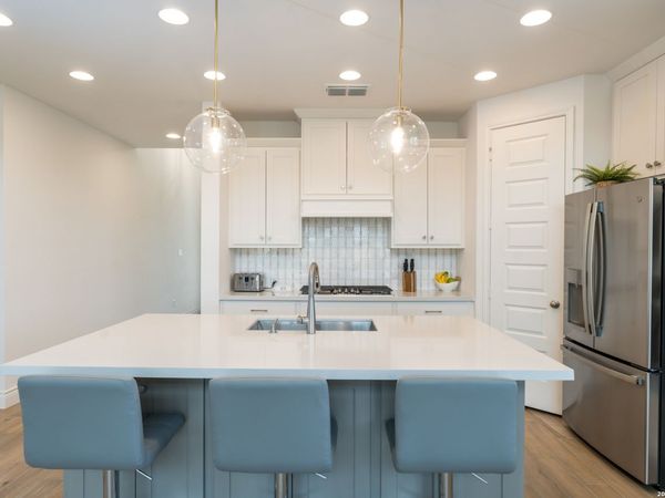 129 Menlo, Liberty Hill, TX 78642