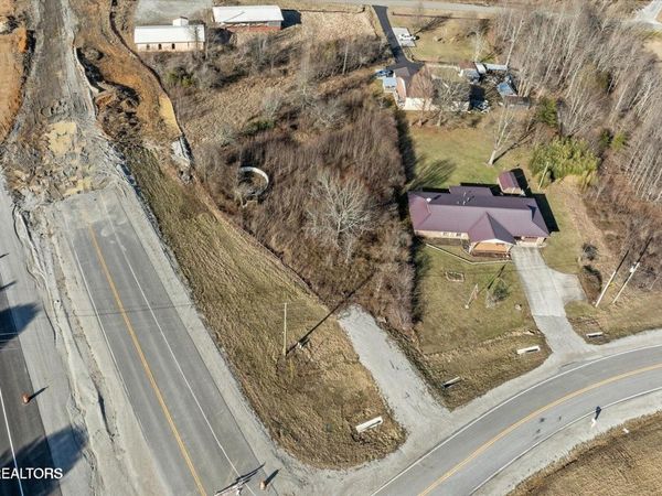 13 Whittenburg Rd , Crossville, TN 38571