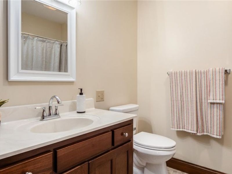 240 Mockingbird Hill Road, Zanesville, OH 43701 Photo 16