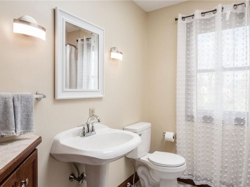 240 Mockingbird Hill Road, Zanesville, OH 43701 Photo 19