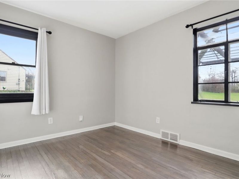 6703 Theota Avenue, Parma, OH 44129 Photo 11