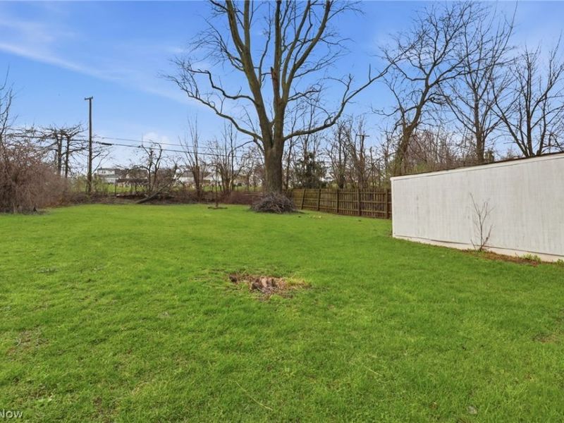 6703 Theota Avenue, Parma, OH 44129 Photo 28