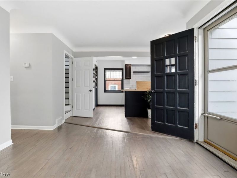 6703 Theota Avenue, Parma, OH 44129 Photo 3