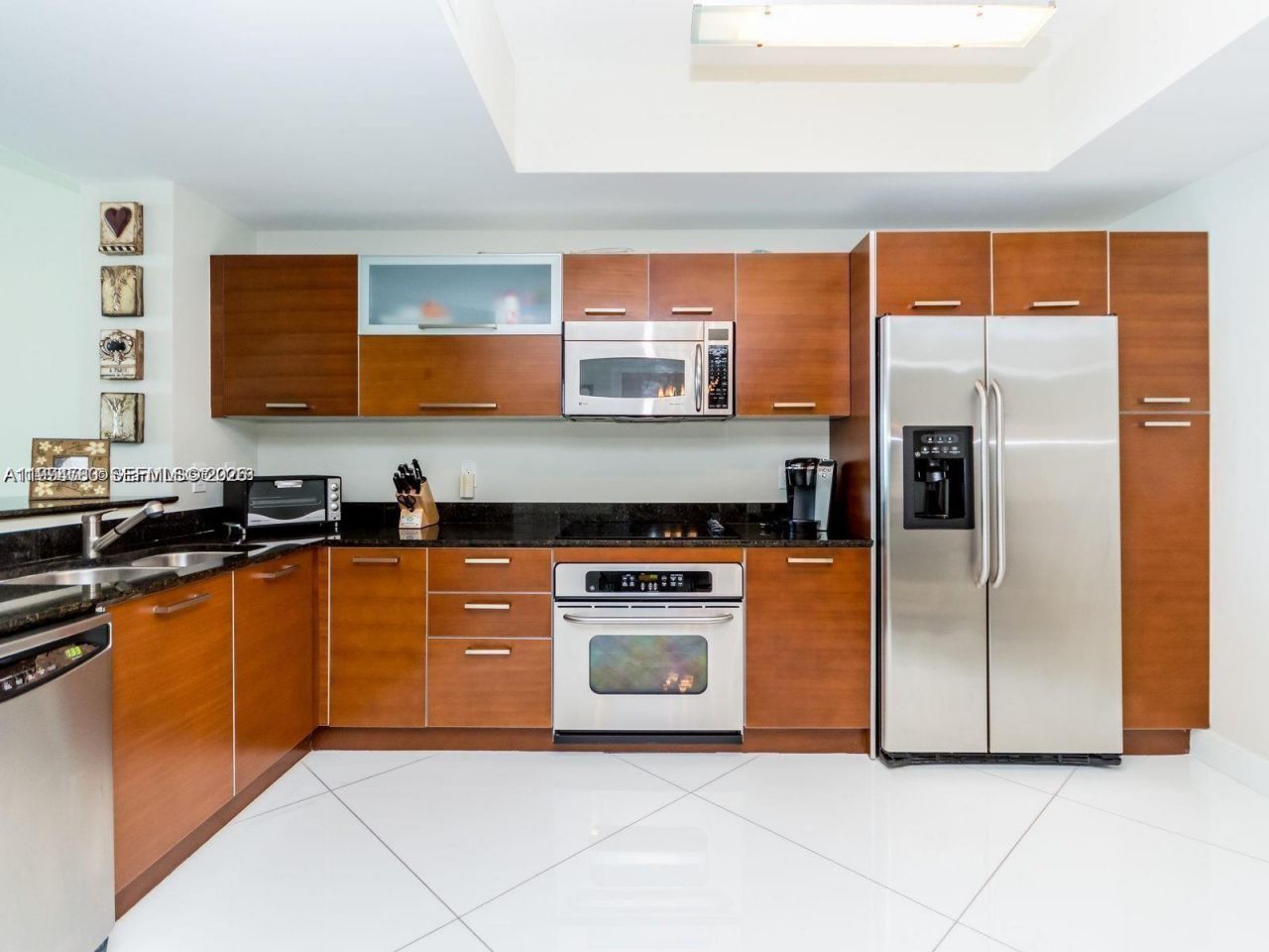 3330 NE 190th St, Unit 1412, Aventura, FL 33180 Photo