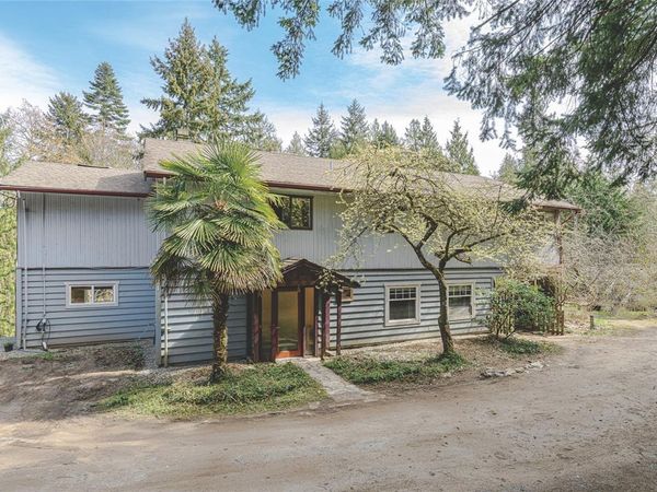 821 Fulford-Ganges Rd , Salt Spring, BC V8K 2G4