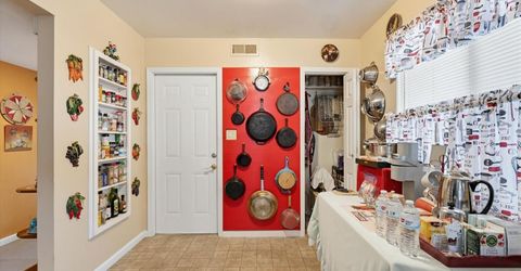 4921 Mcglashan St, Sacramento, CA 95820 Photo