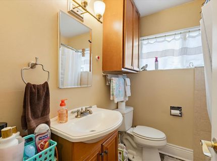 4921 Mcglashan St, Sacramento, CA 95820 Photo