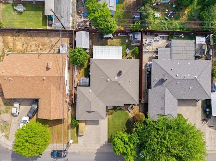 4921 Mcglashan St, Sacramento, CA 95820 Photo