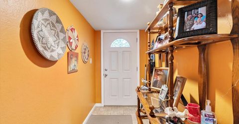 4921 Mcglashan St, Sacramento, CA 95820 Photo