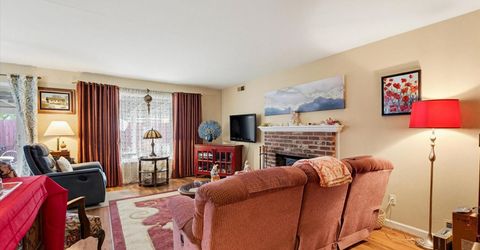 4921 Mcglashan St, Sacramento, CA 95820 Photo