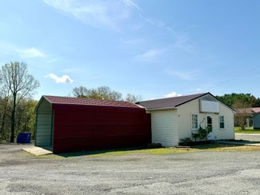 2091 S Amherst Hwy, Amherst, VA 24521