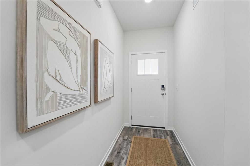 202 Lake Meadows Drive, Smithville, MO 64089 Main Photo