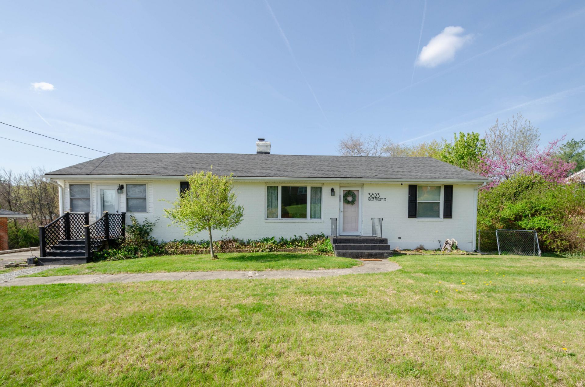 3823 Green Valley Dr, Roanoke, VA 24018 Main Photo