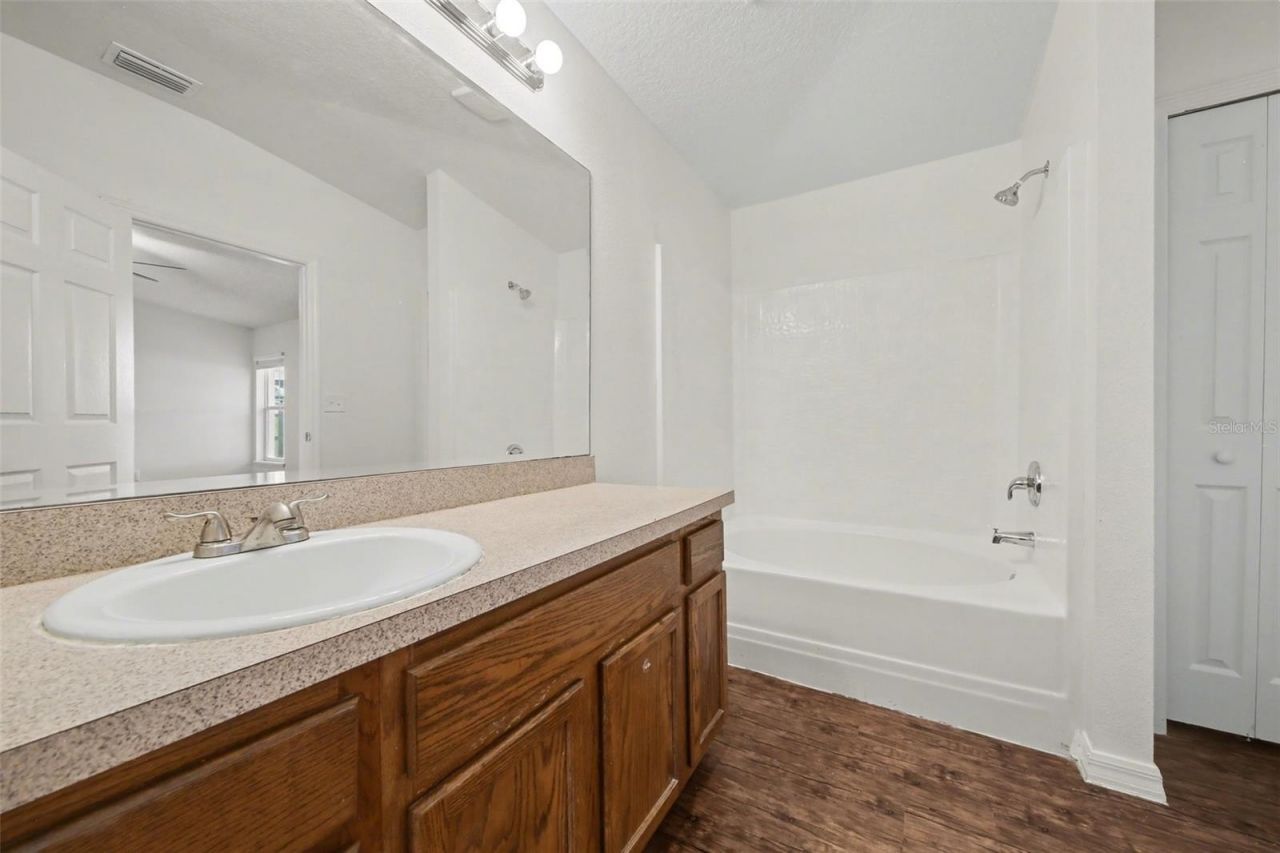 1462 Whooping Drive , Groveland, FL 34736 Photo