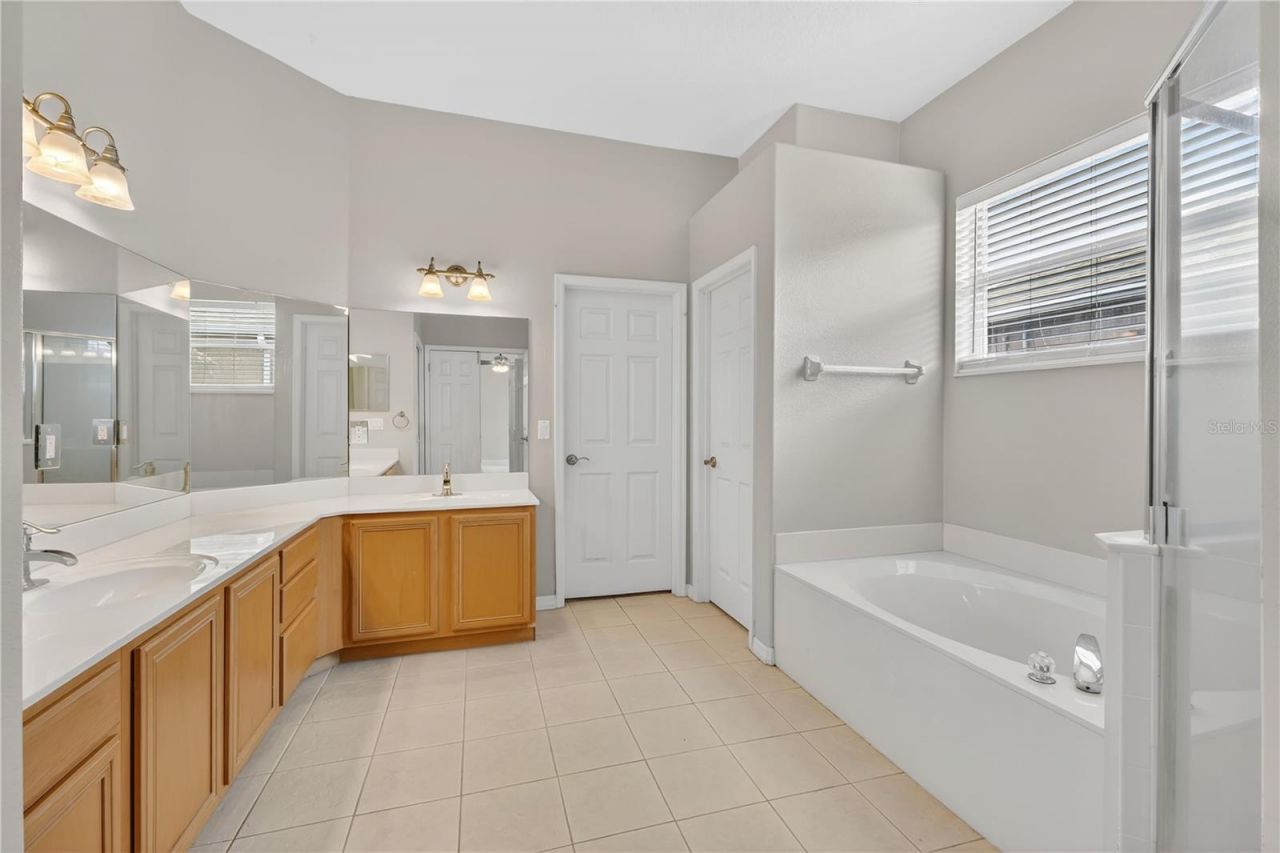 4208 Bell Tower Court, Belle Isle, FL 32812 Photo