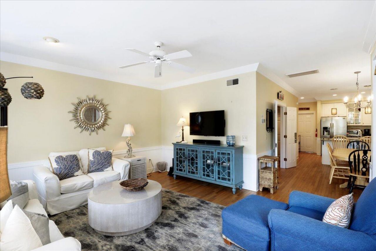 103 Grand Pavilion Boulevard Photo 14