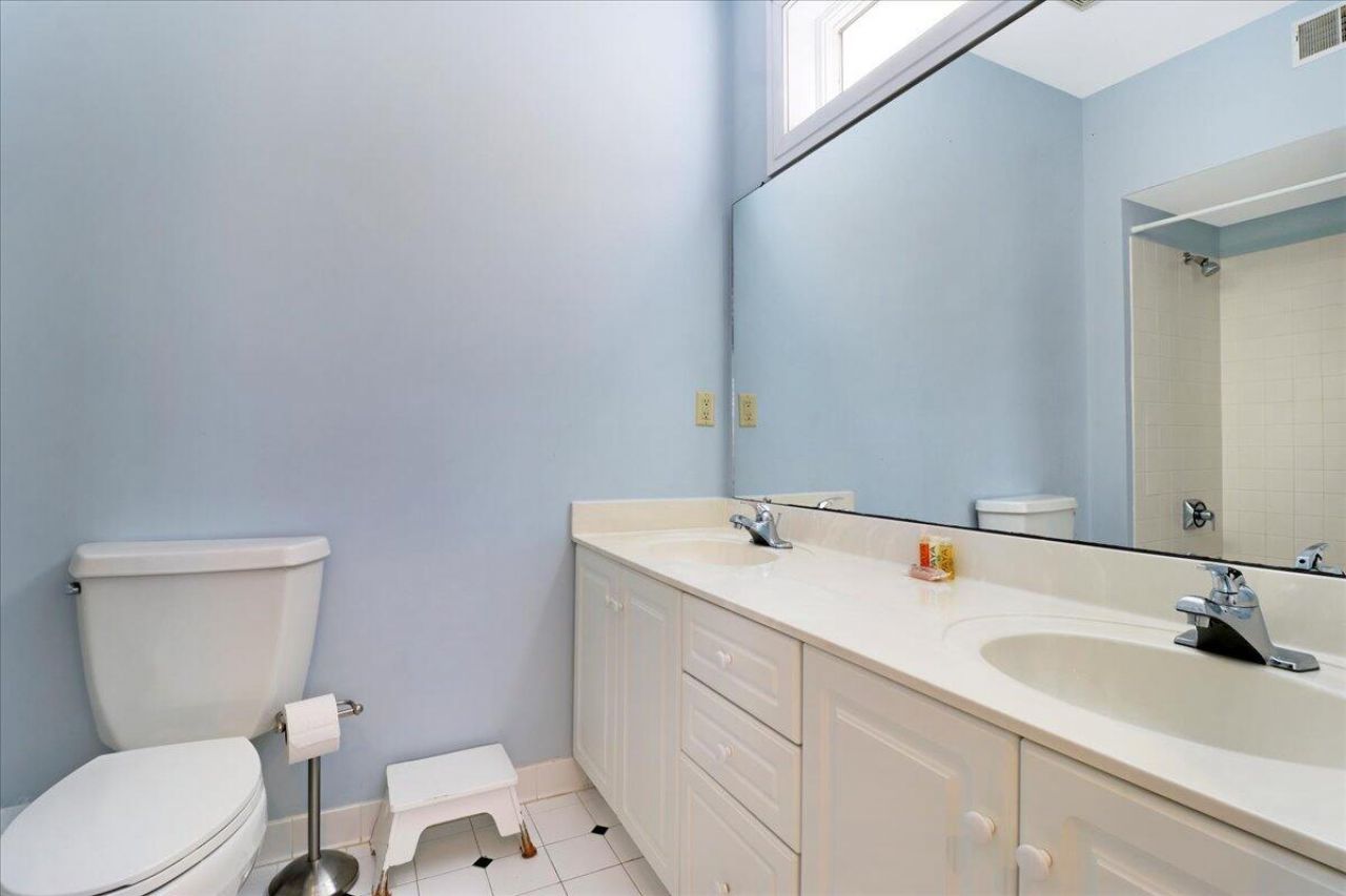 103 Grand Pavilion Boulevard Photo 25