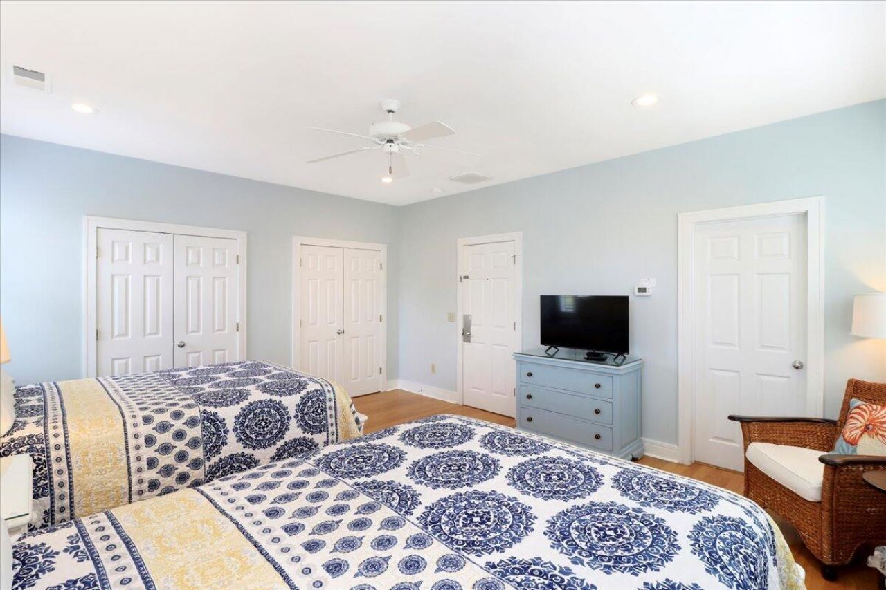 103 Grand Pavilion Boulevard Photo 30