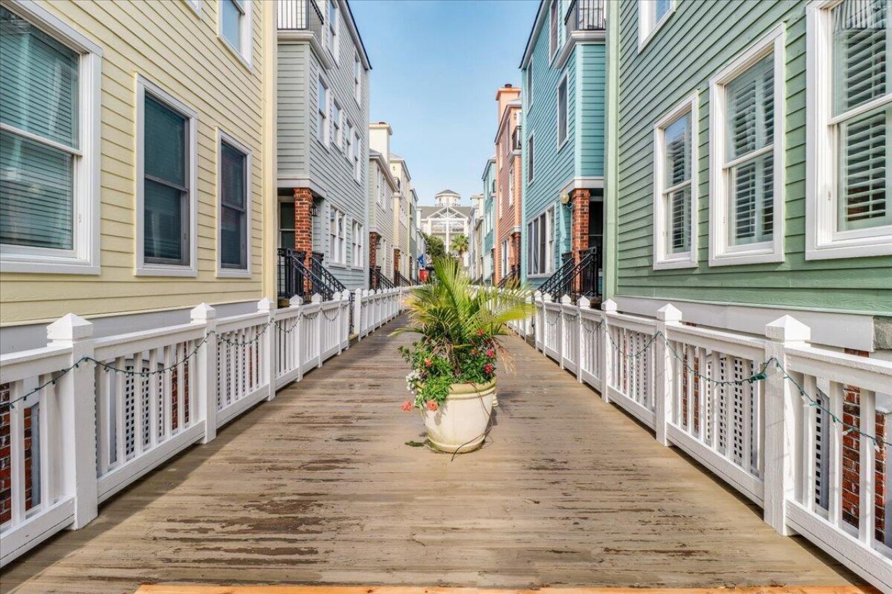 103 Grand Pavilion Boulevard Photo 45