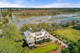 3015 Creek Cottage Lane photo 4