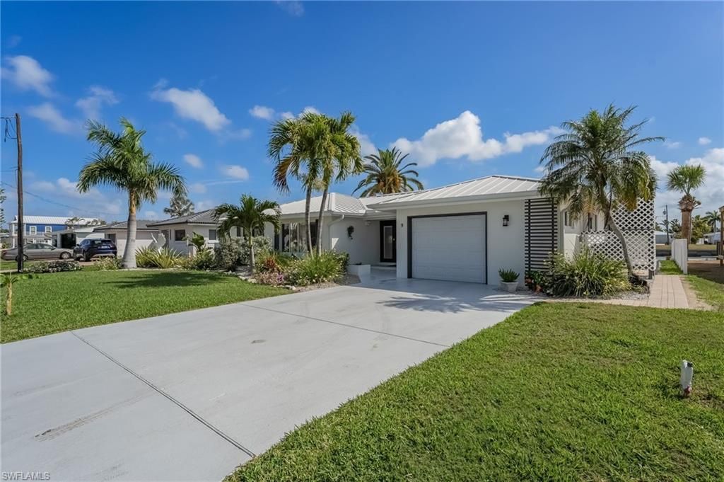 9 Fairview Blvd, Fort Myers Beach, FL 33931 Photo