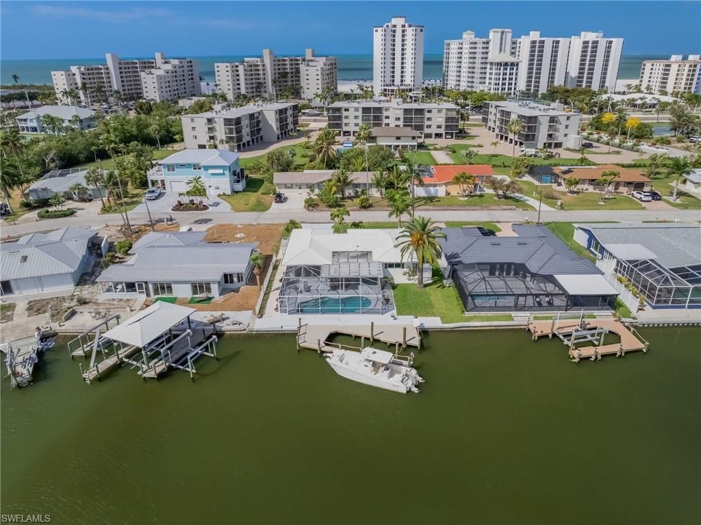 9 Fairview Blvd, Fort Myers Beach, FL 33931 Photo