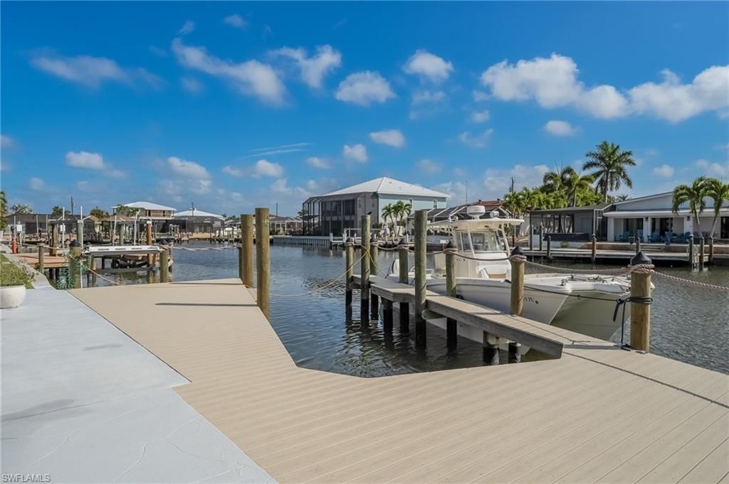 9 Fairview Blvd, Fort Myers Beach, FL 33931 Photo