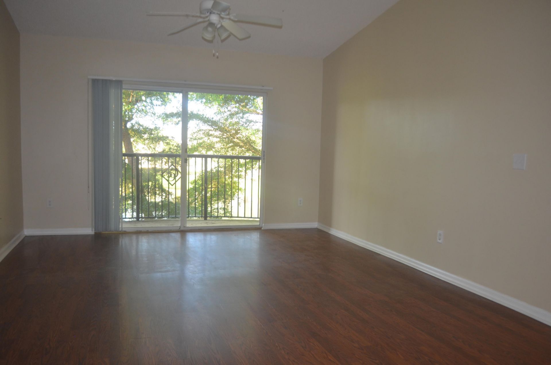 900 S Crestwood Ct Court S, Unit 908, Royal Palm Beach, FL 33411 Photo