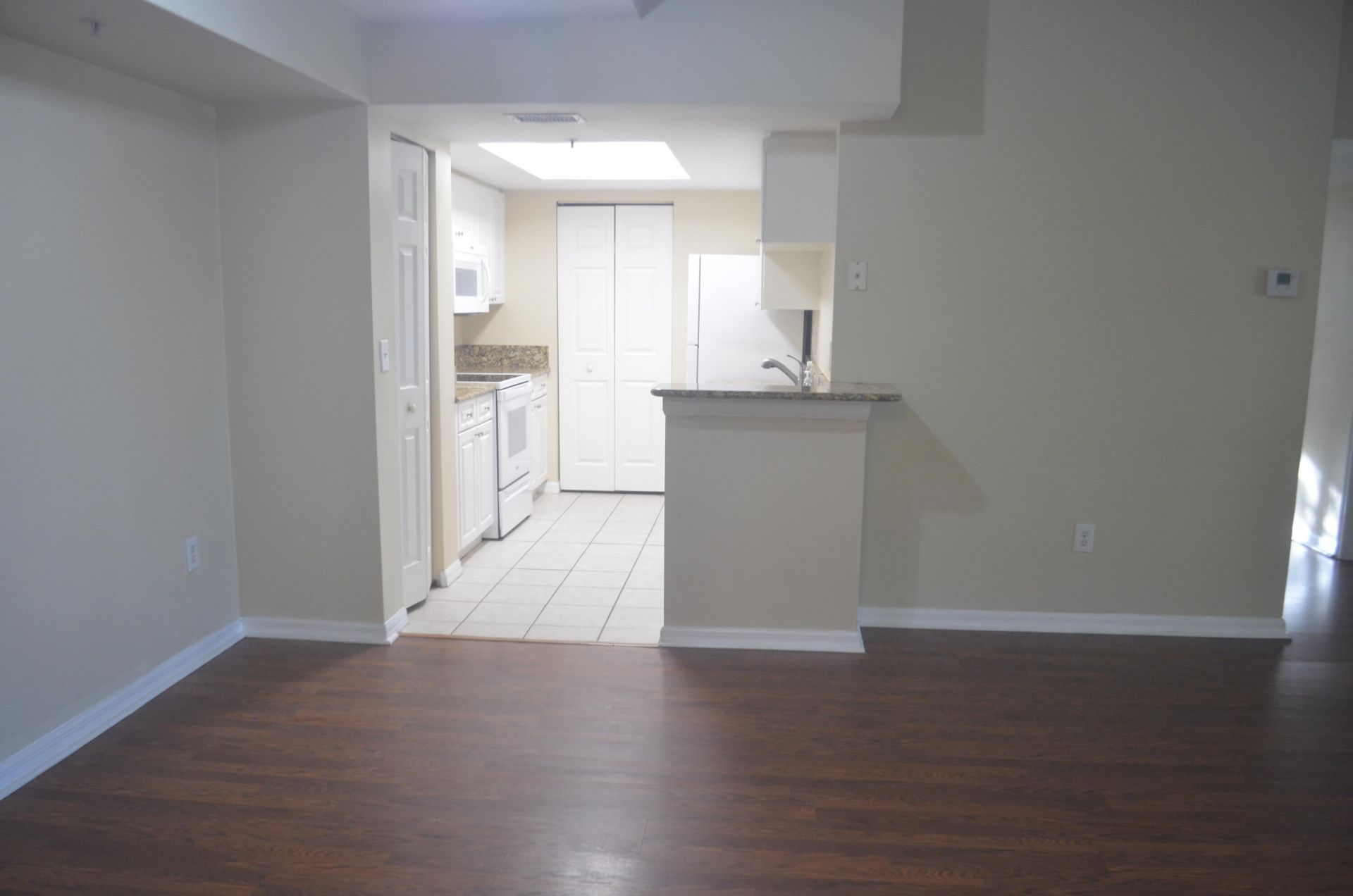 900 S Crestwood Ct Court S, Unit 908, Royal Palm Beach, FL 33411 Photo