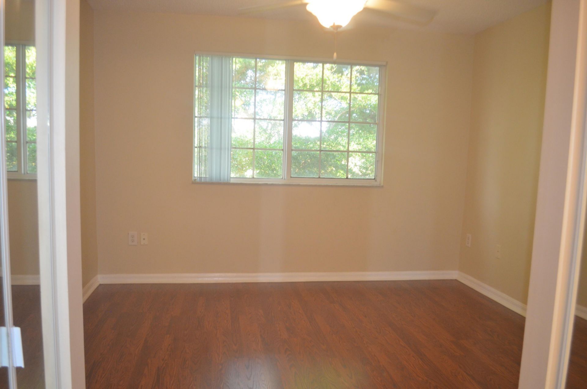 900 S Crestwood Ct Court S, Unit 908, Royal Palm Beach, FL 33411 Photo