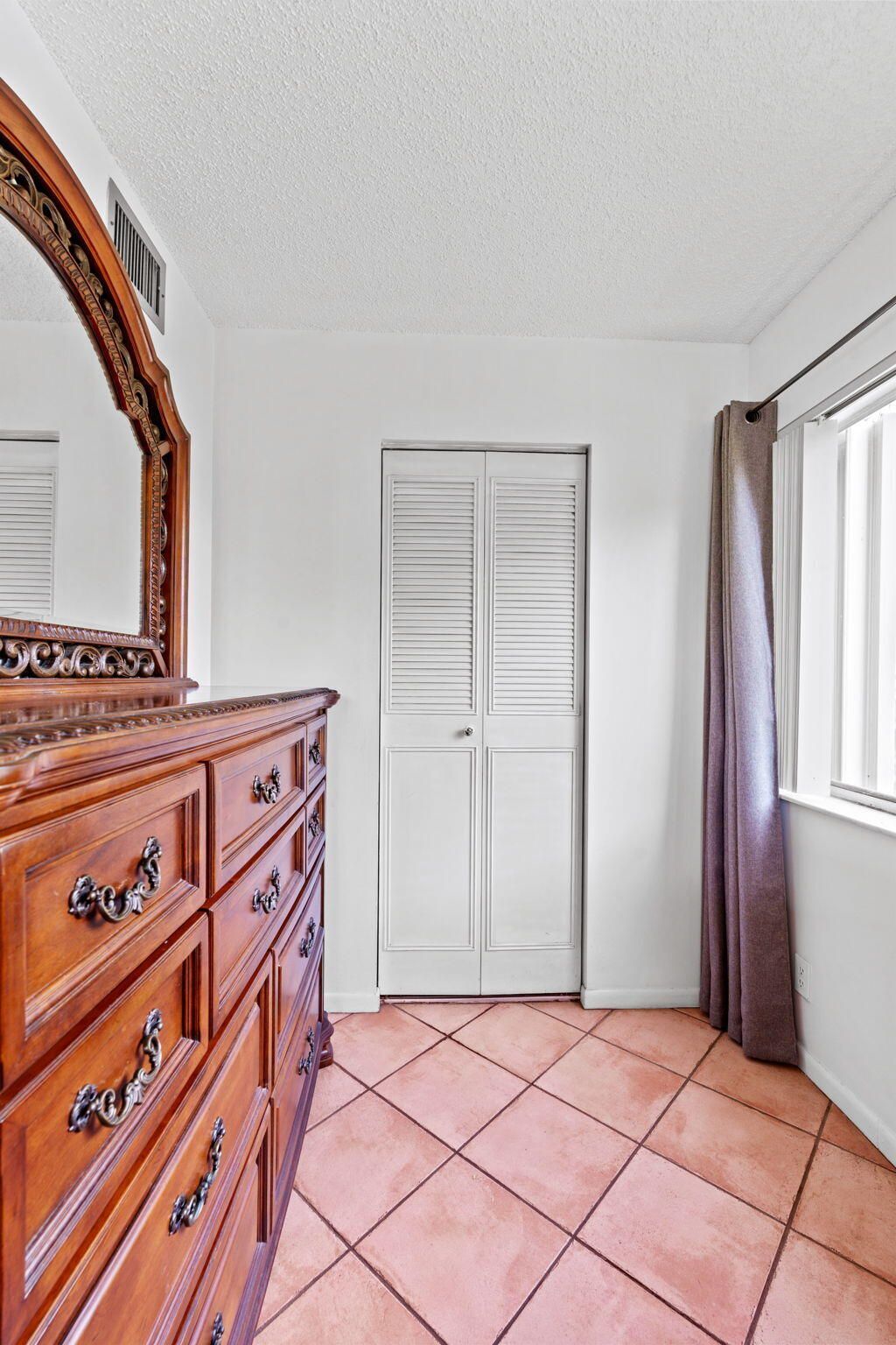 322 Knotty Pine Circle, Unit D2, Greenacres, FL 33463 Photo