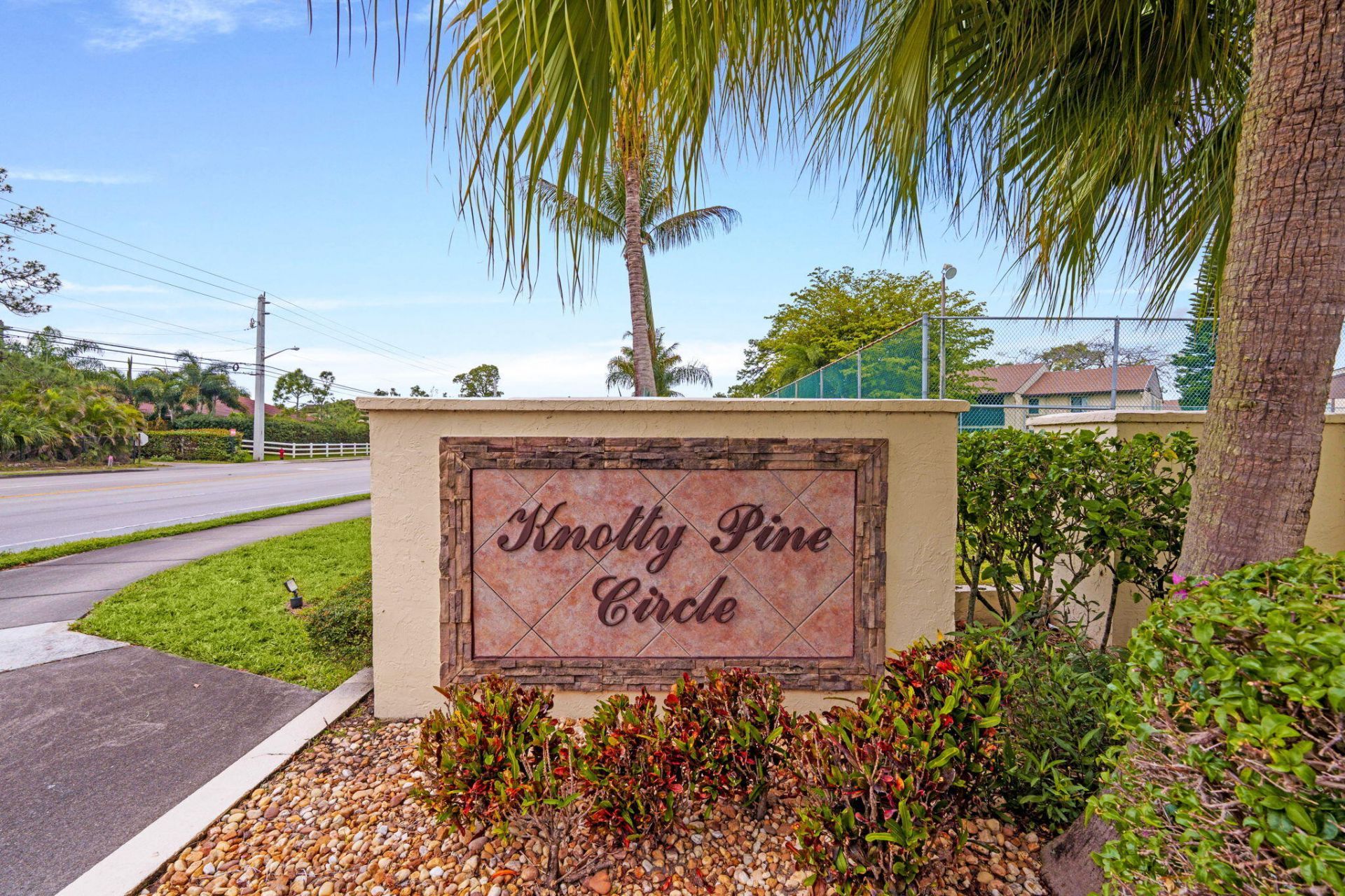 322 Knotty Pine Circle, Unit D2, Greenacres, FL 33463 Photo