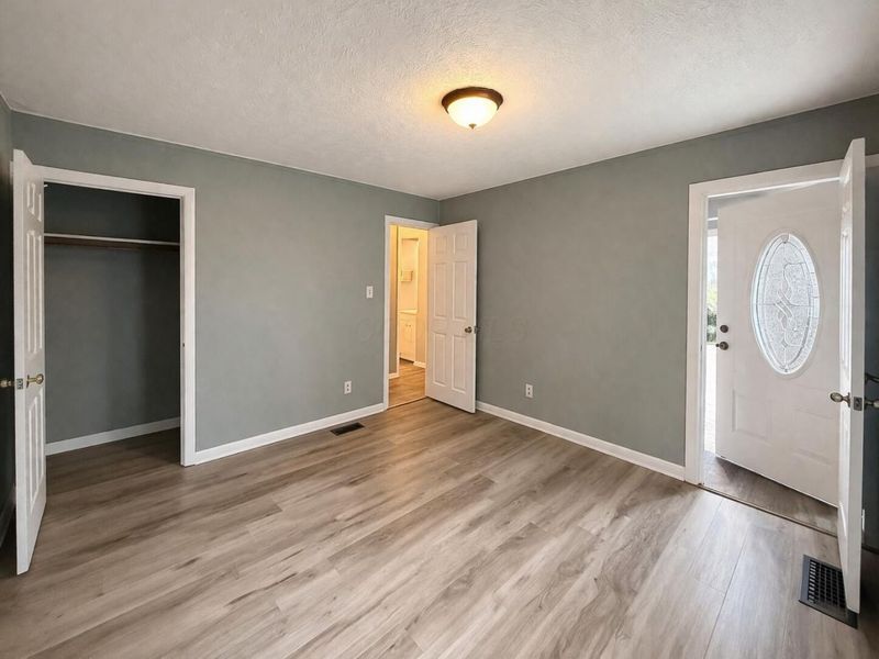 1078 E 19th Avenue, Columbus, OH 43211 Photo 10