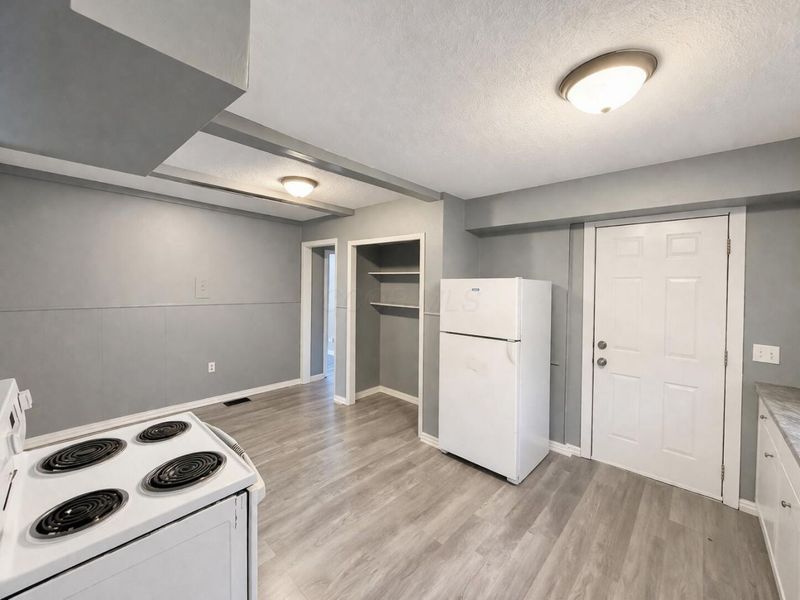 1078 E 19th Avenue, Columbus, OH 43211 Photo 6