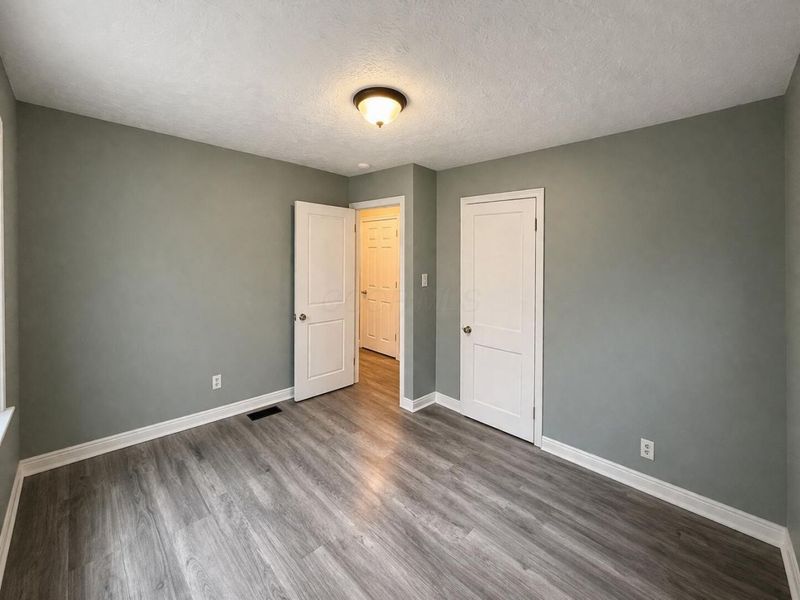 1078 E 19th Avenue, Columbus, OH 43211 Photo 8